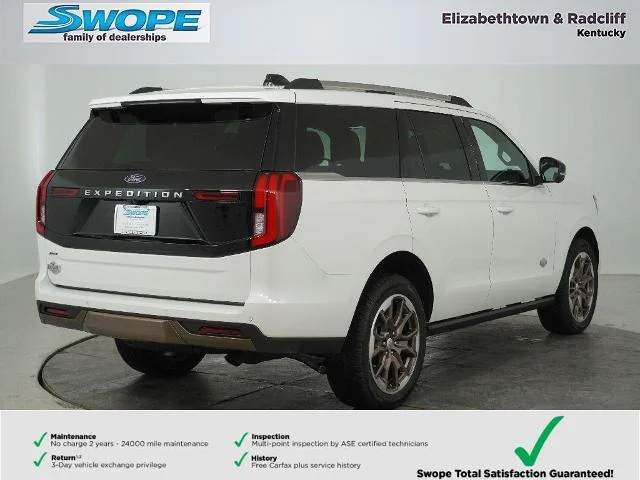 New 2026 Star White Metallic Tri-Coat Ford King Ranch® image 40
