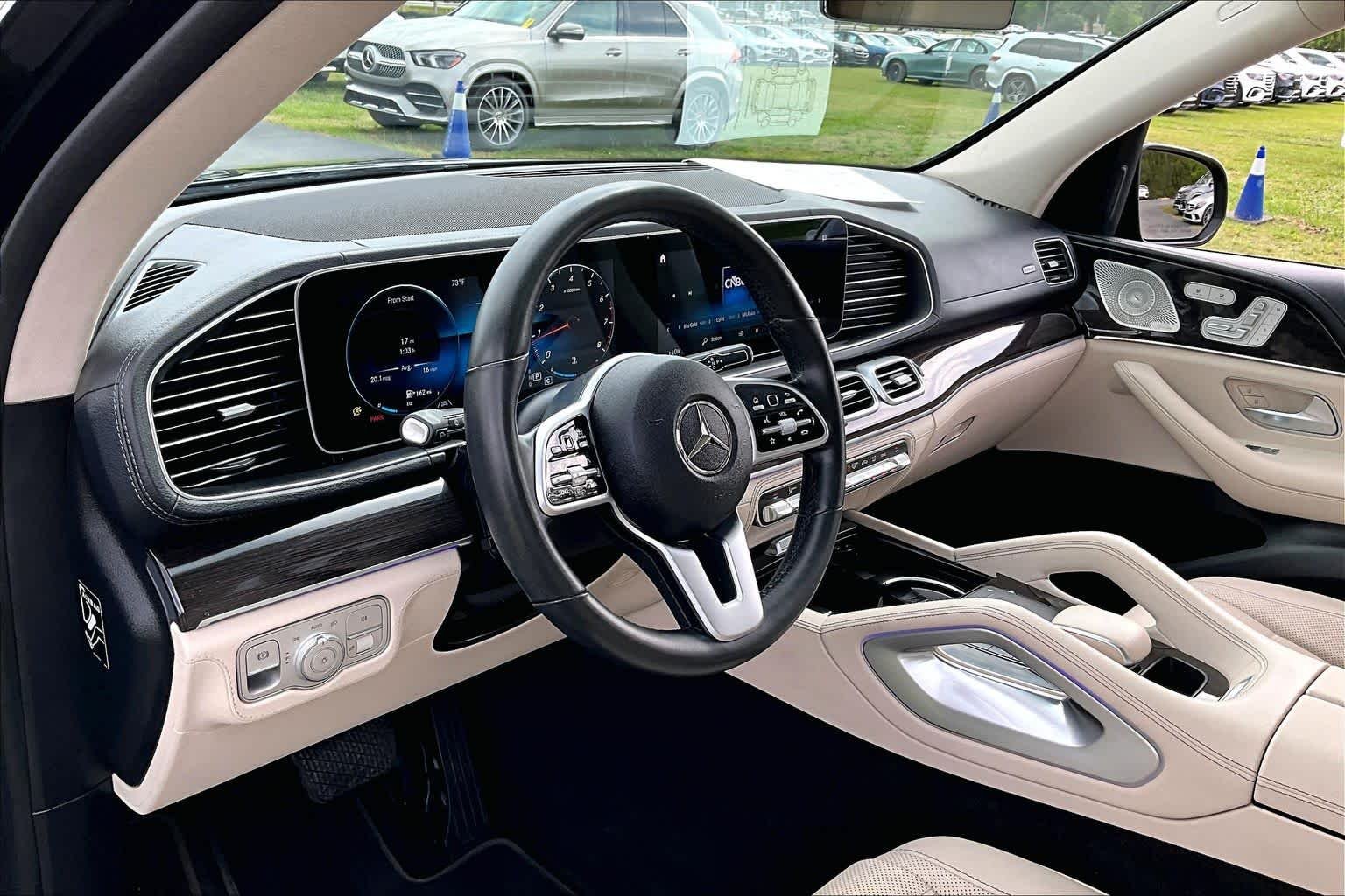 Certified Used 2022 Emerald Green Metallic Mercedes-Benz GLE 350 image 18