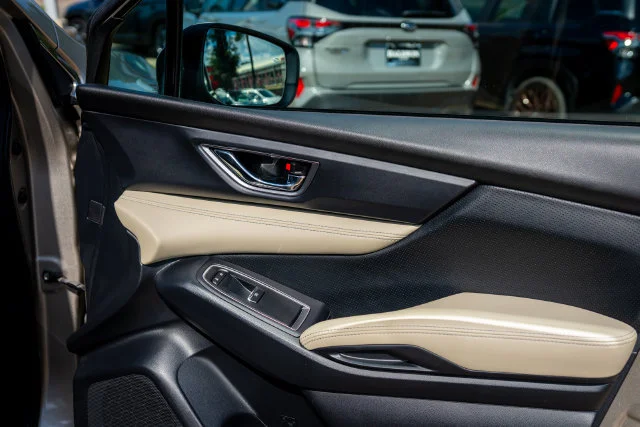 Used 2020 Tungsten Metallic Subaru Limited image 22