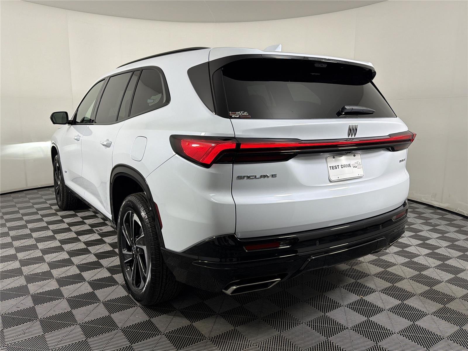 New 2026 Iridescent White Tricoat Buick Sport Touring image 4