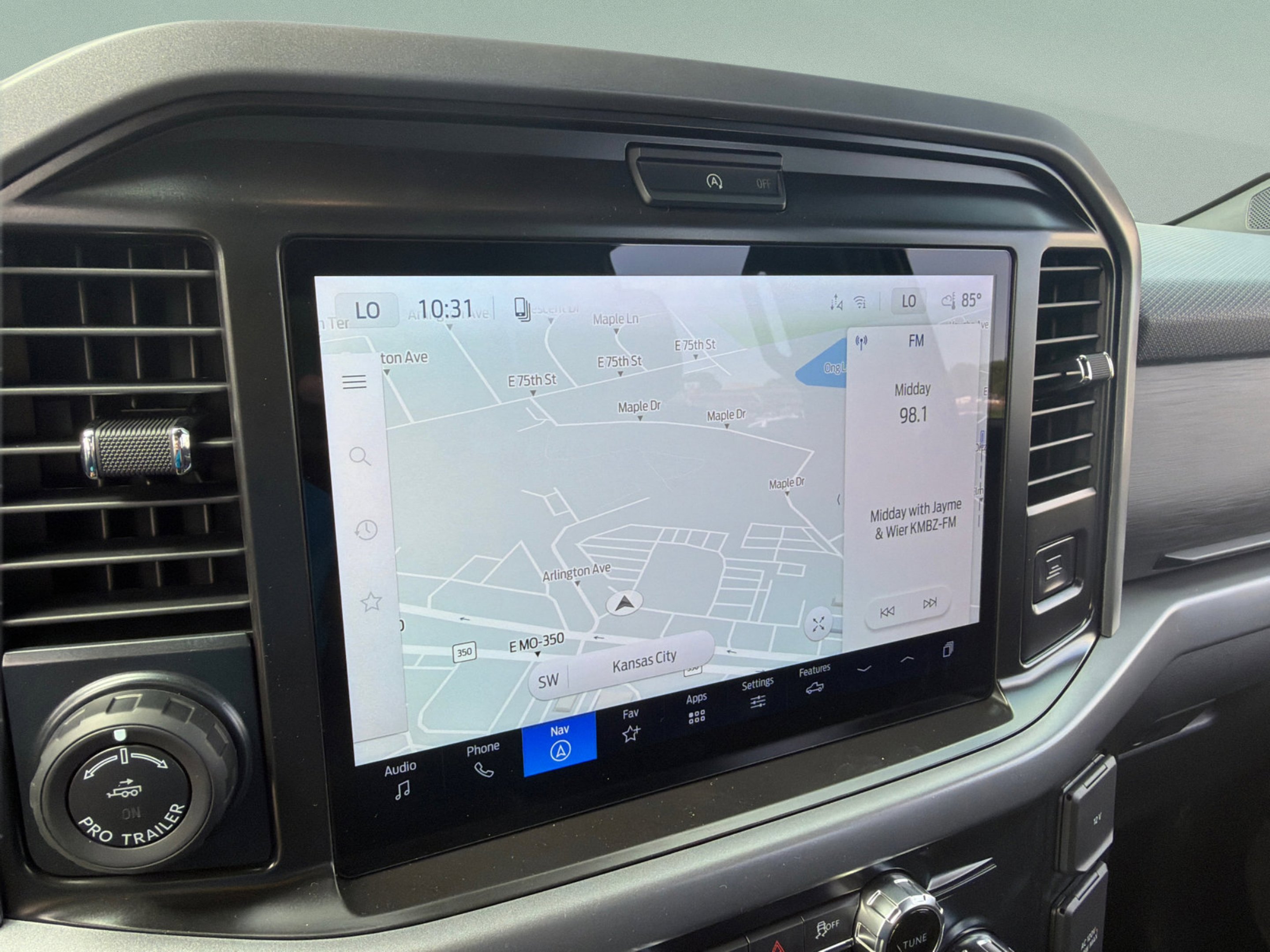 New 2026 Oxford White Ford XLT image 25