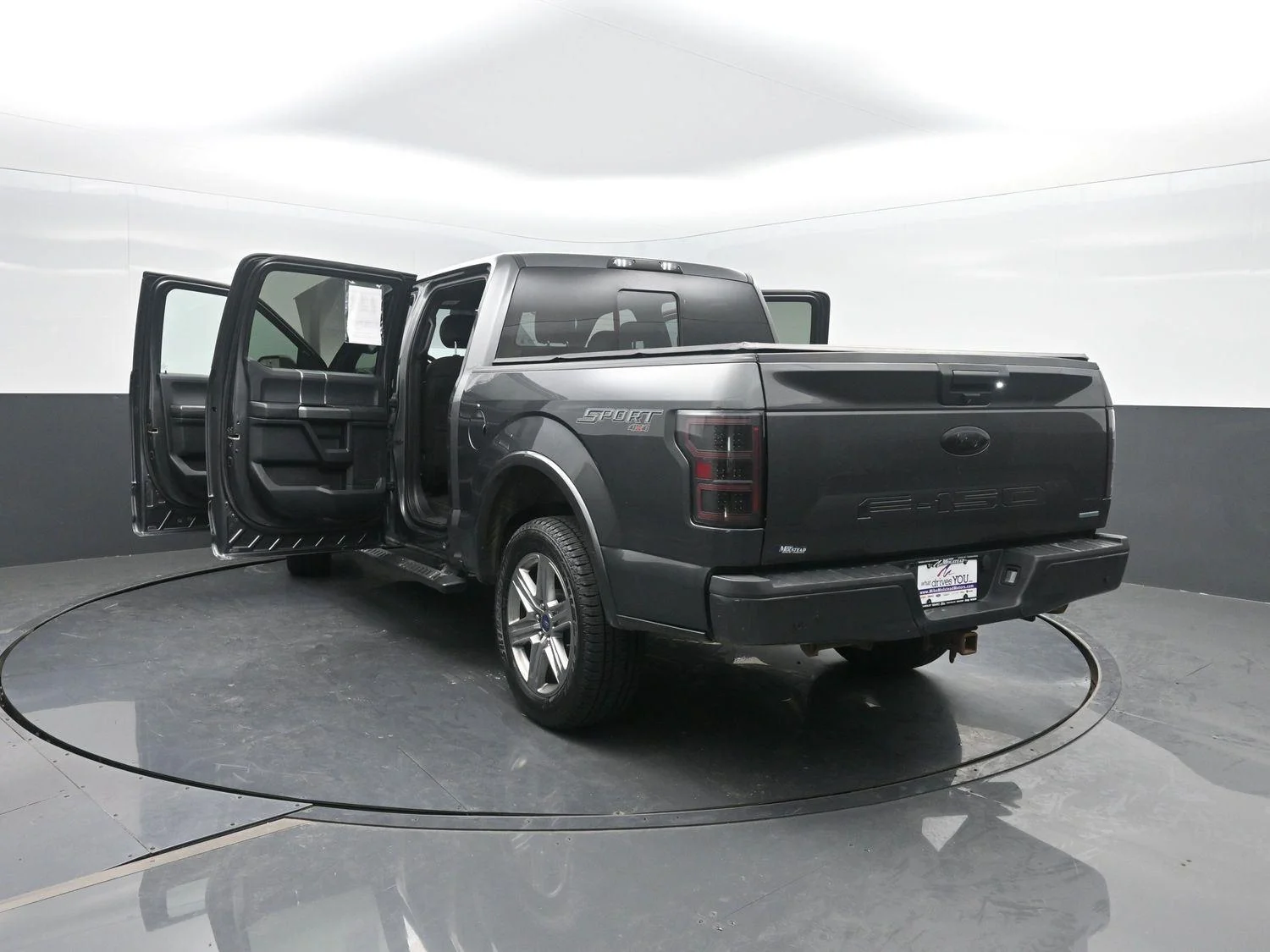 Used 2018 Magnetic Ford XLT image 45