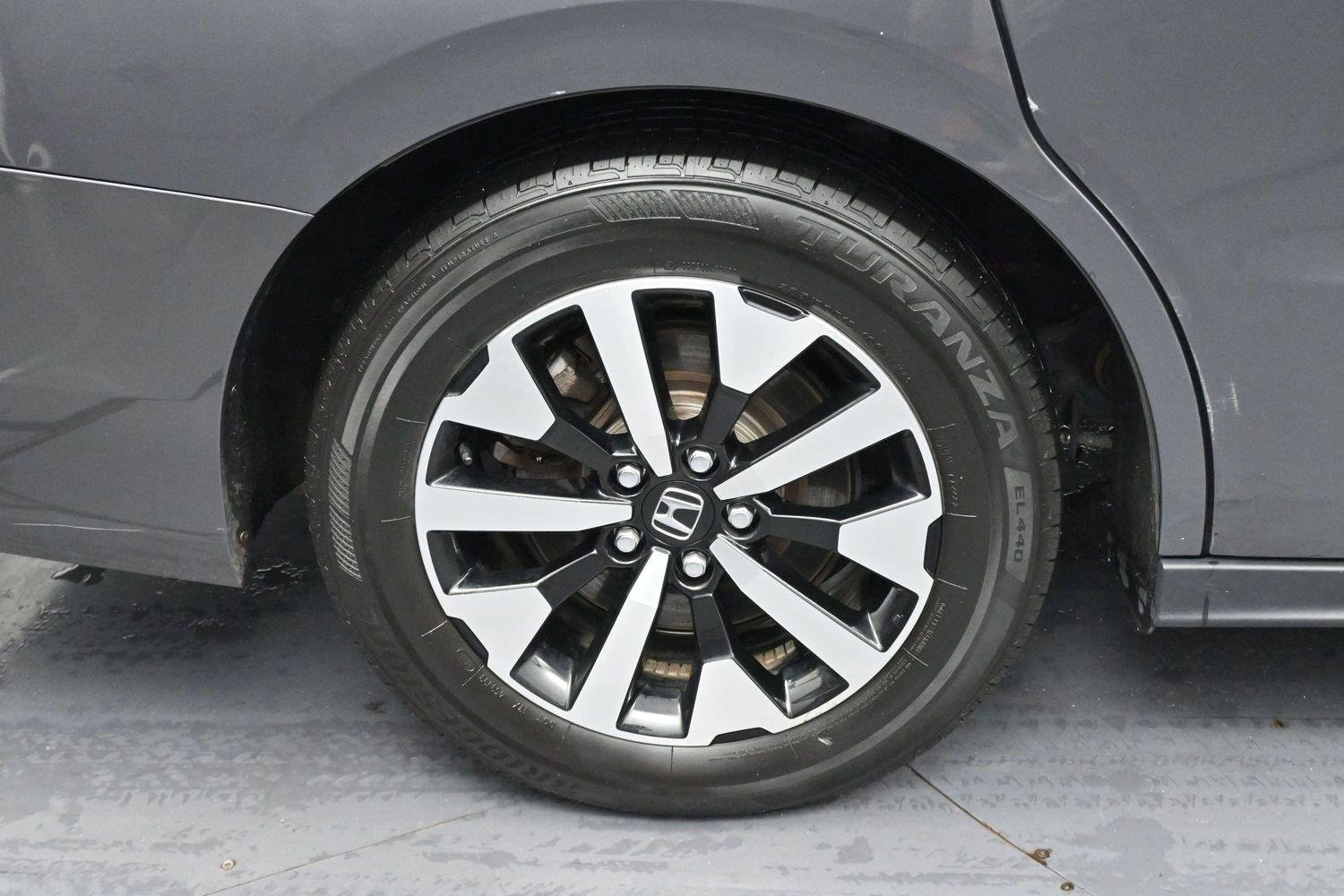 Used 2025  Honda EX-L image 41