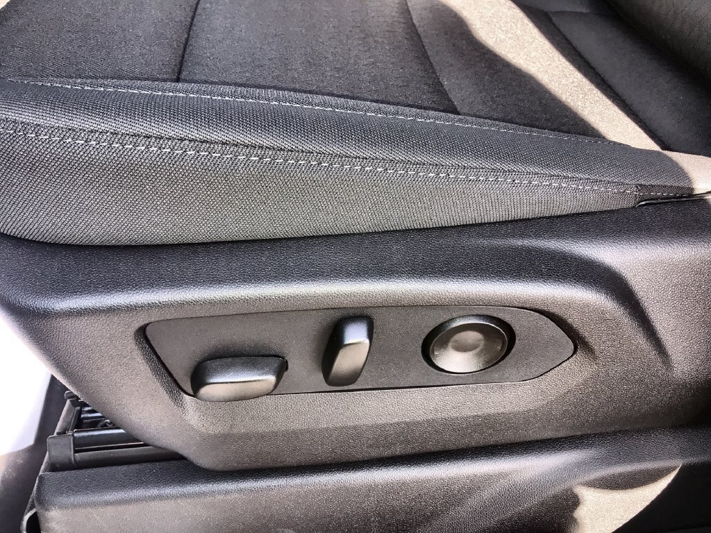 New 2026 Onyx Black GMC SLE image 12