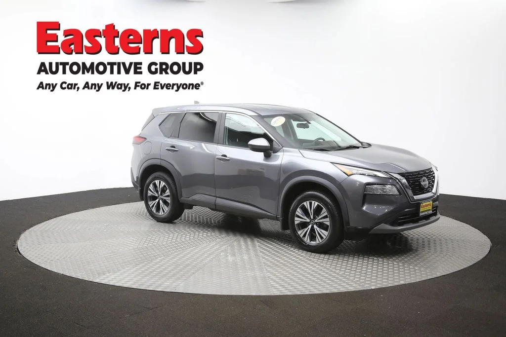 Used 2023 Gray Nissan SV image 44
