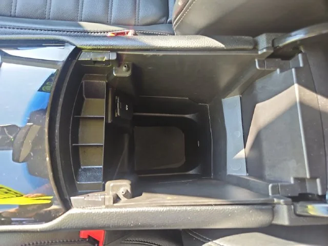 Used 2018 Gold Ford SEL image 26