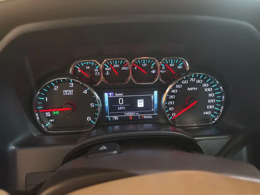 Used 2018 Red GMC SLT image 30