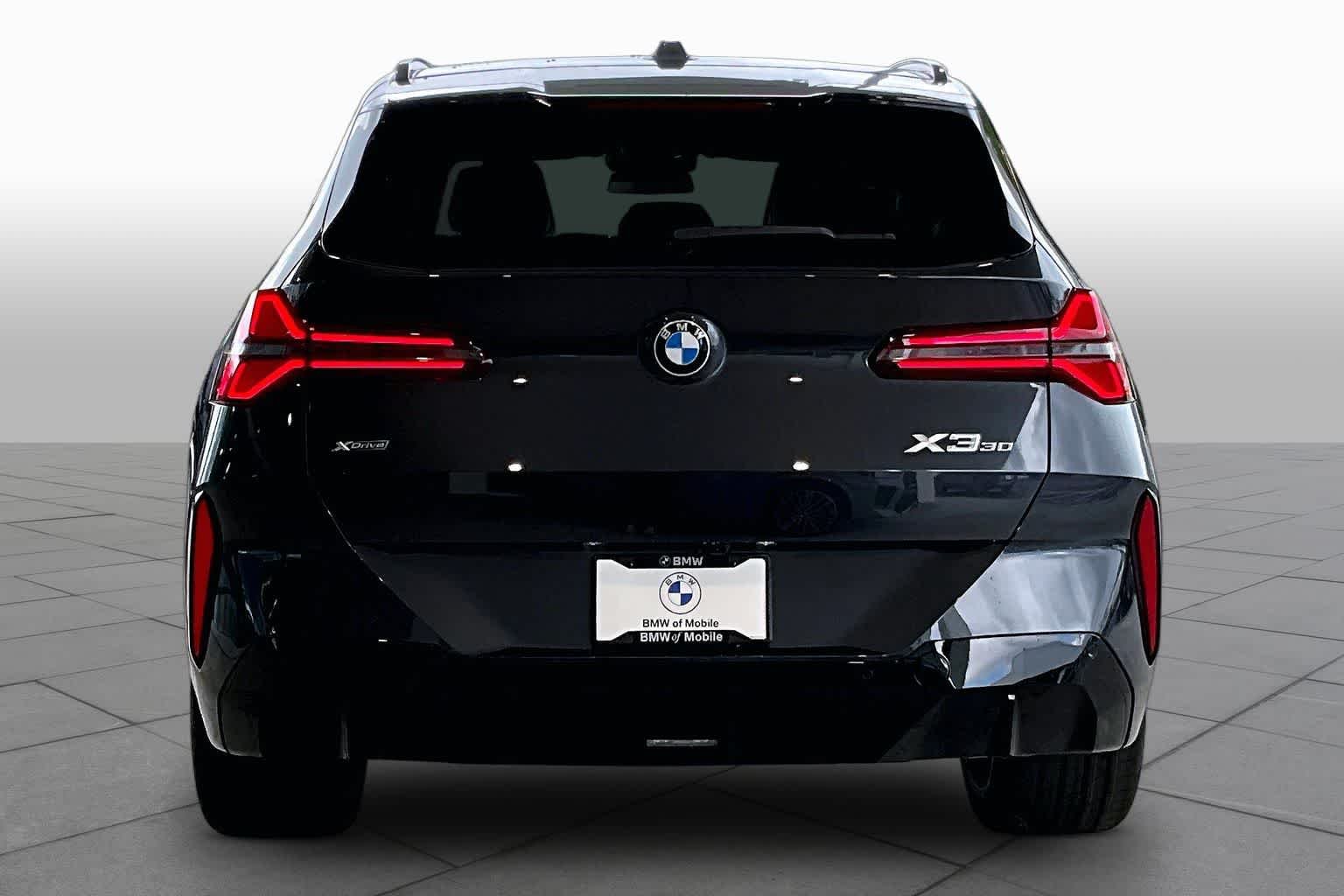 New 2026 Dark Graphite Metallic BMW 30 xDrive image 4