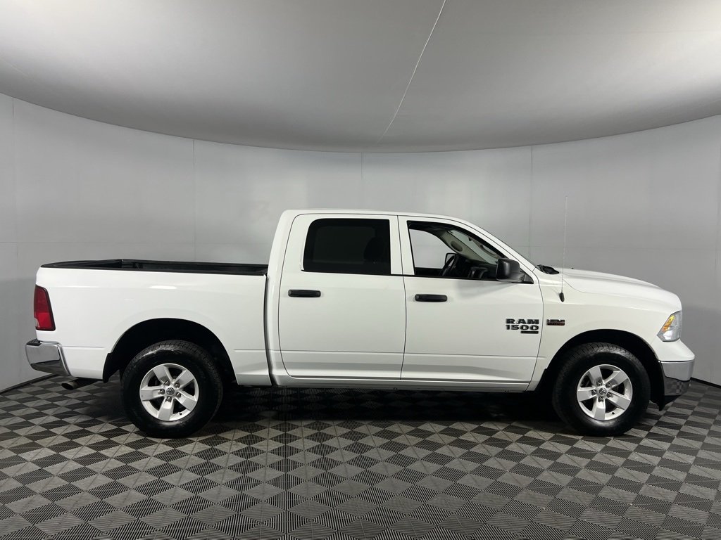 2022 Ram 1500 Classic Tradesman photo 3