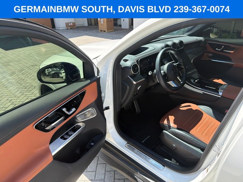 Used 2024  Mercedes-Benz GLC 300 Coupe image 11