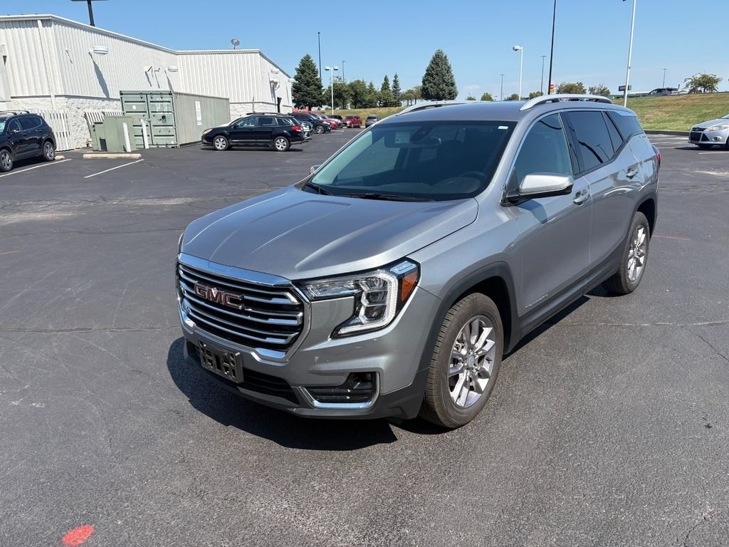 Used 2023 Sterling Metallic GMC SLT image 6