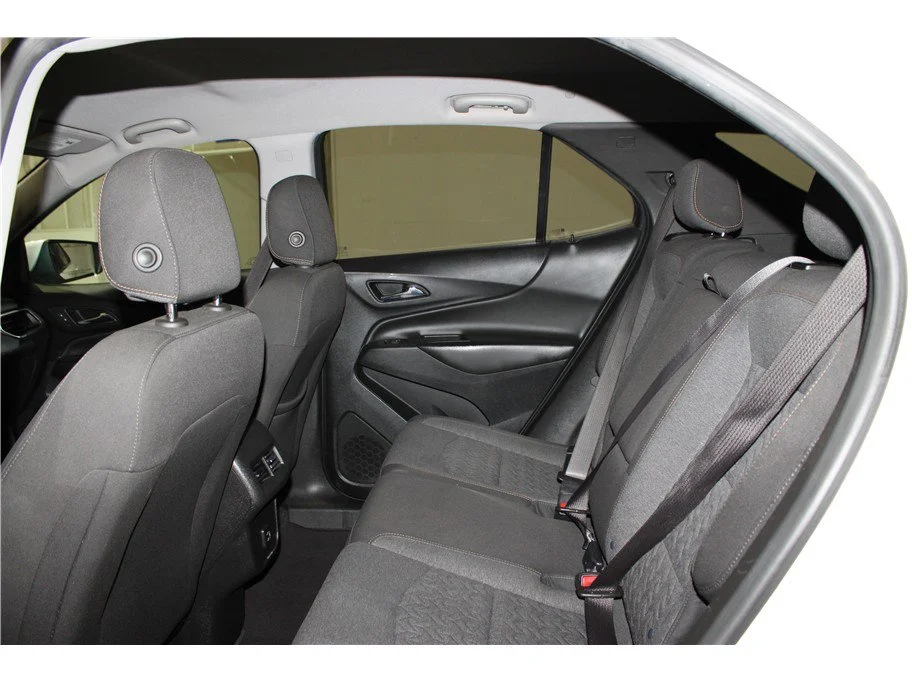 Used 2022 Summit White Chevrolet LT image 12
