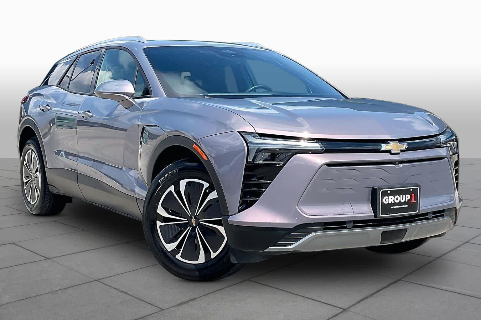 Used 2024 Chevrolet Blazer EV LT with VIN 3GNKDBRJXRS211286 for sale in San Antonio, TX