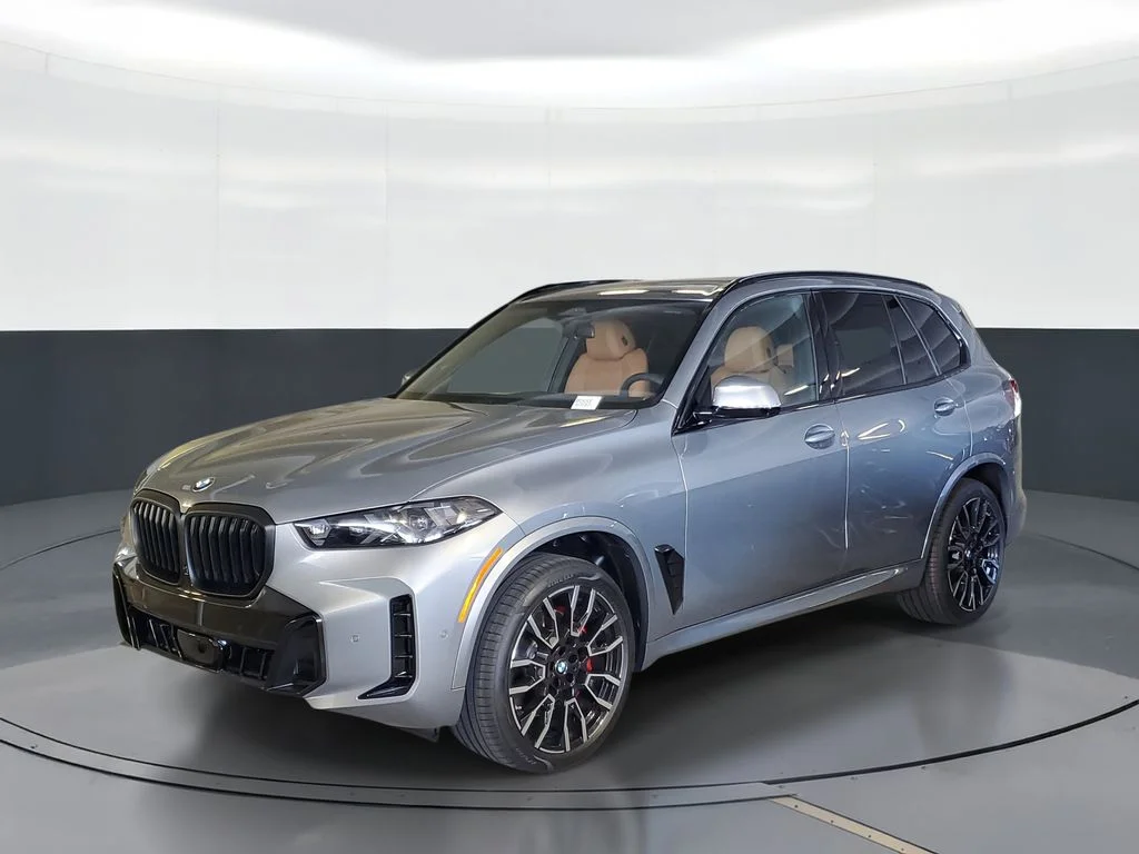 Used 2026 Gray BMW sDrive40i image 1