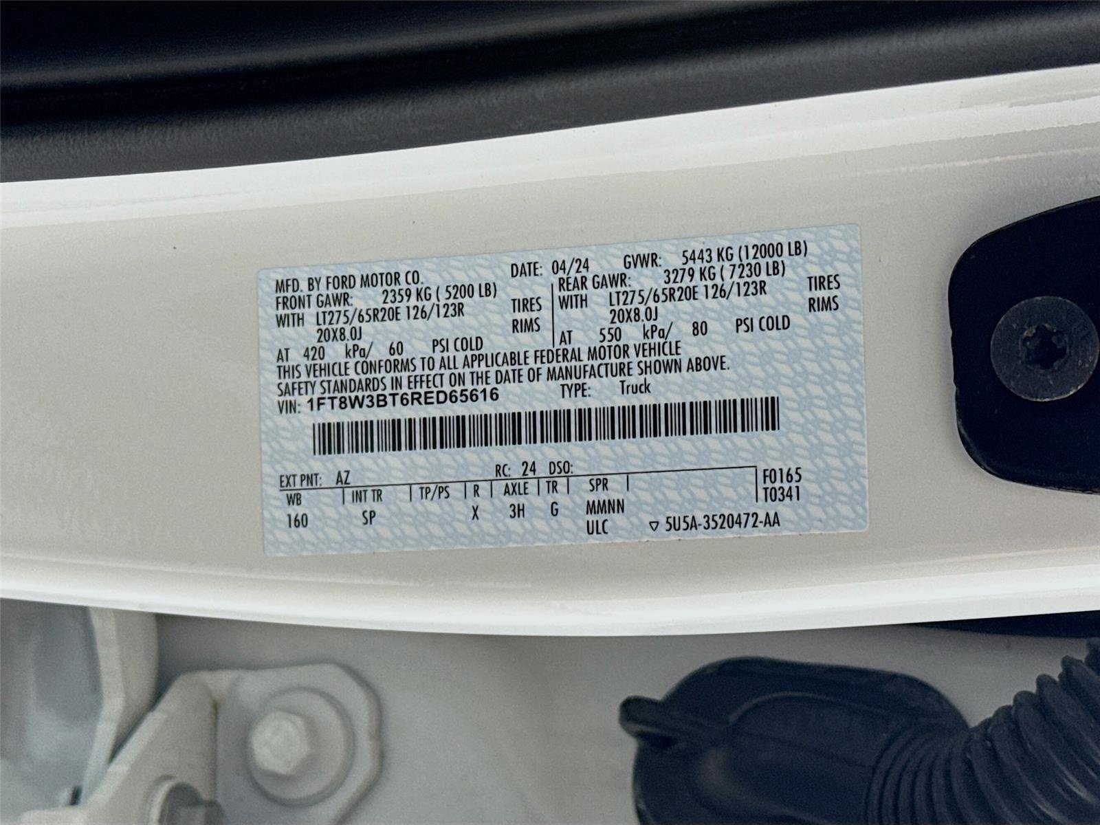 Used 2024 White Metallic Ford King Ranch image 34