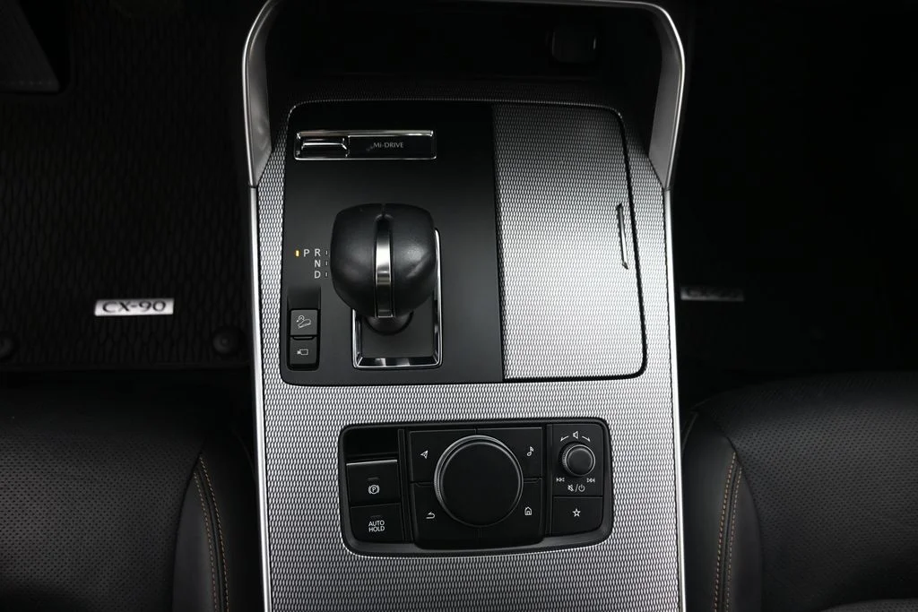 Used 2025 White Mazda 3.3 Turbo Premium Plus image 21