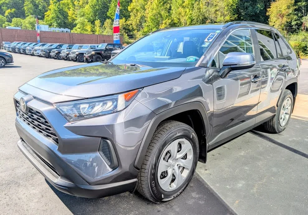 Used 2021 Magnetic Gray Metallic Toyota LE image 3