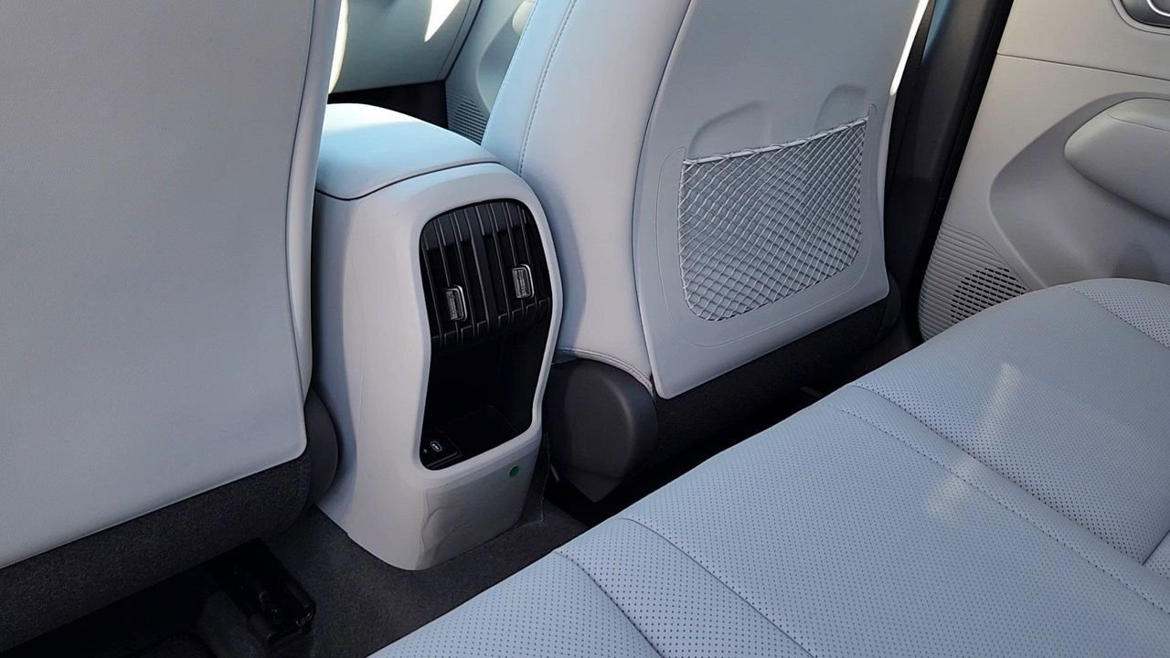 New 2026 Ecotronic Gray Pearl Hyundai SEL Premium AWD image 17
