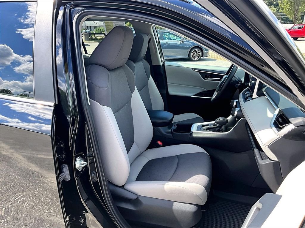 Used 2024 Black Toyota XLE image 11