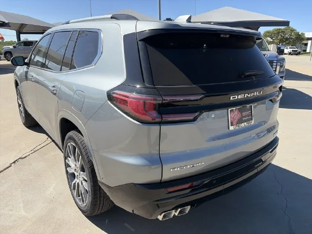 New 2027 Silver GMC Denali Ultimate image 4