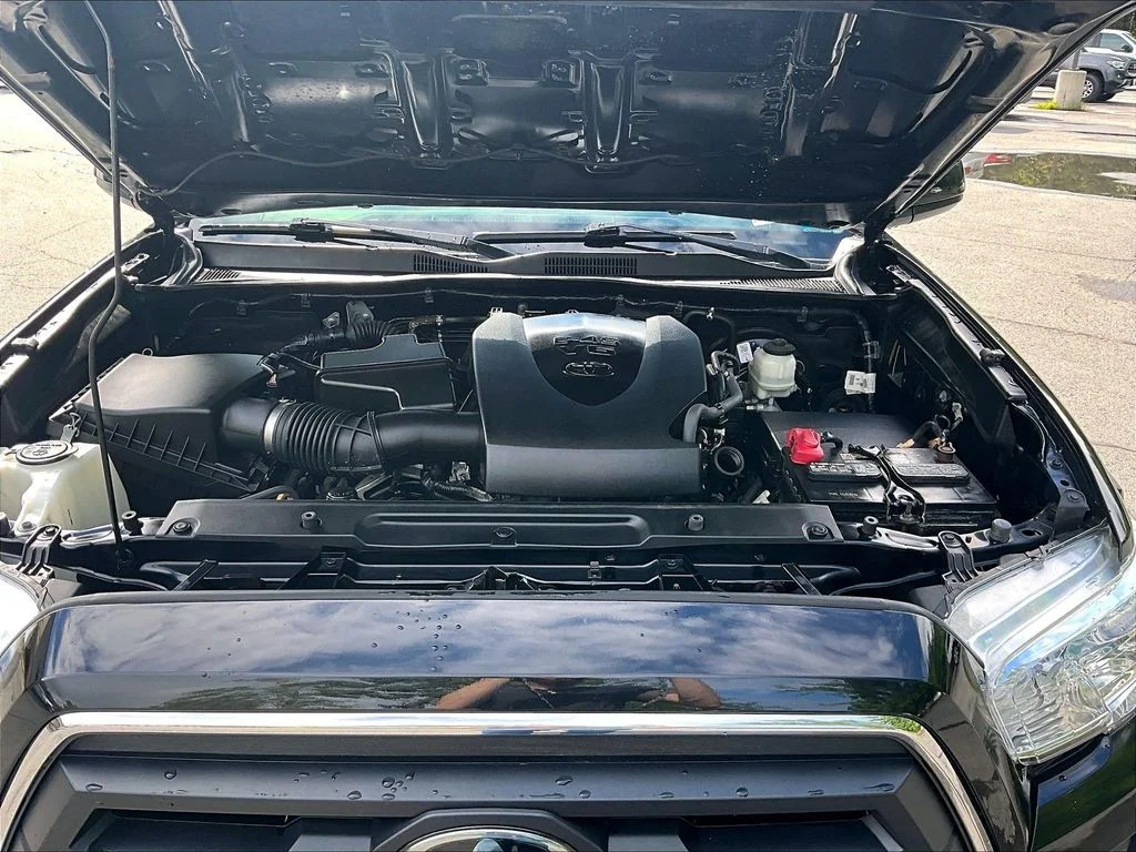 Certified Used 2021 Black Toyota SR5 image 29