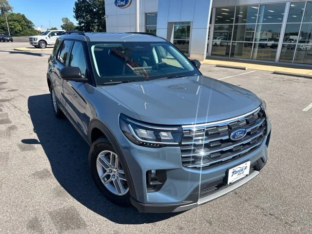 Used 2026 Vapor Blue Metallic Ford Active image 6