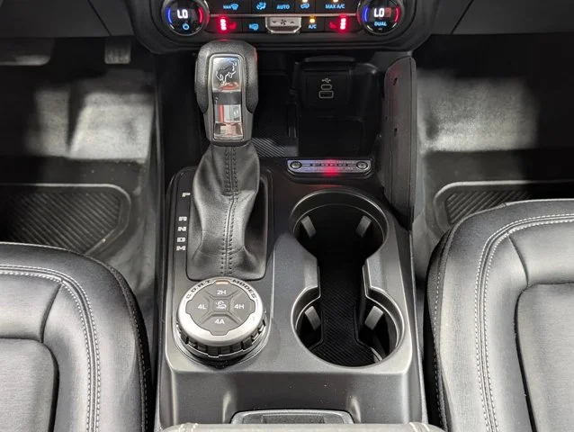 New 2026 Avalanche Gray Ford Big Bend® image 36