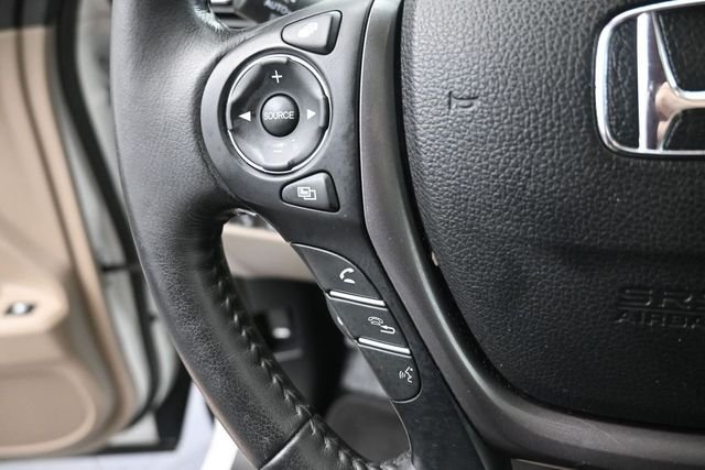 Used 2022 White Honda RTL-E image 6