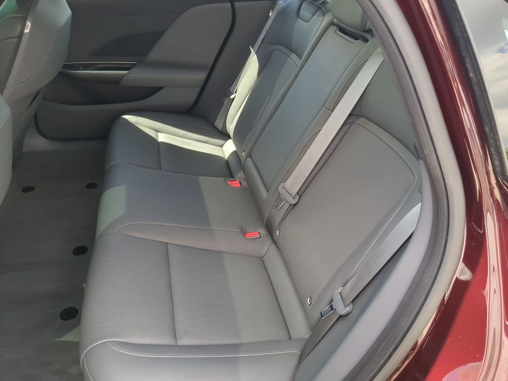 Used 2024 Red Lucid Touring image 17