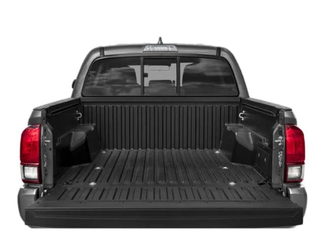 Used 2022 Midnight Black Metallic Toyota SR image 11
