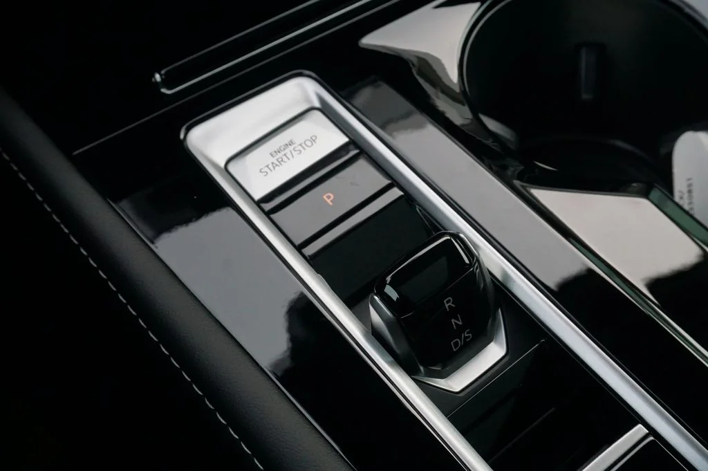 New 2026 Black Volkswagen 2.0T SEL image 21