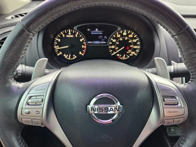 Used 2016 Black Nissan 2.5 SR image 17