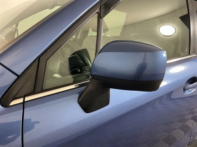 Used 2018 Blue Subaru 2.5i Limited image 10