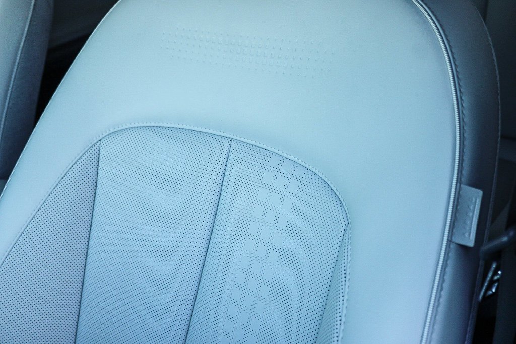 Certified Used 2024 White Hyundai Limited image 23