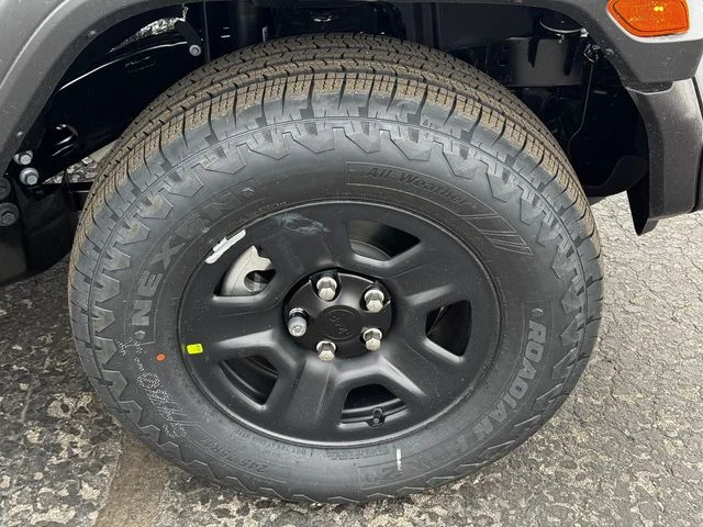 New 2026 Black Clear-Coat Exterior Paint Jeep Sport image 9
