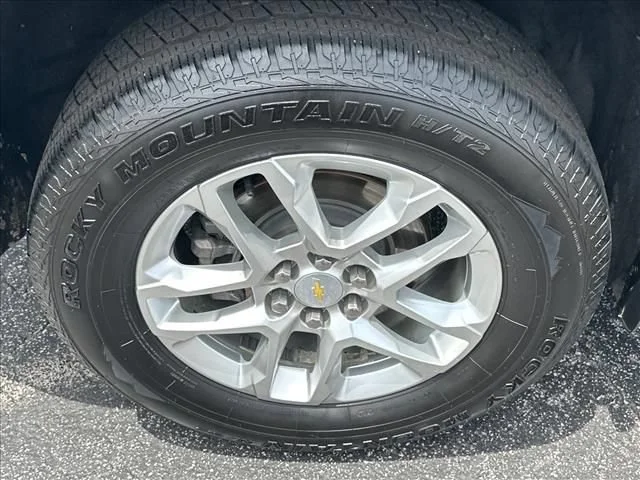 Certified Used 2020 GRAPHITE METALLIC Chevrolet LT Cloth image 34