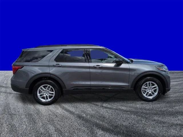 New 2026 Carbonized Gray Metallic Ford Active image 3