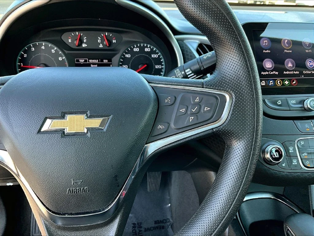Used 2024 White Chevrolet LT image 12