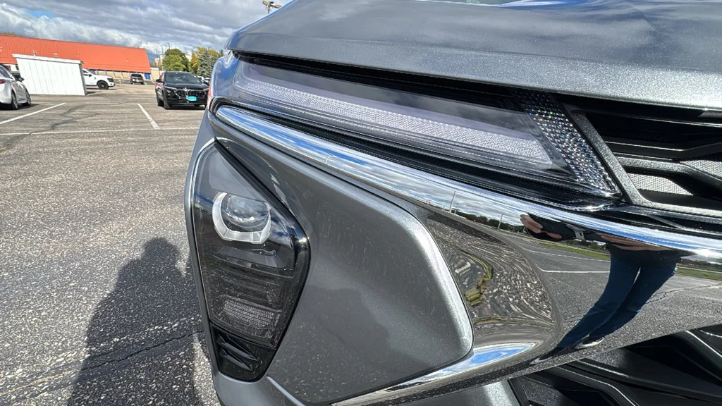 New 2026 Sterling Gray Metallic Chevrolet LT image 18