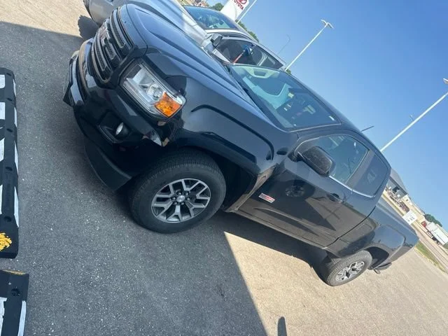 Used 2020 ONYX BLACK GMC 4WD All Terrain w/Cloth image 3