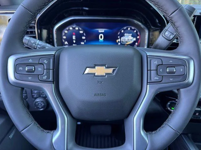 2025 Chevrolet Silverado 3500 HD LTZ - Photo 25