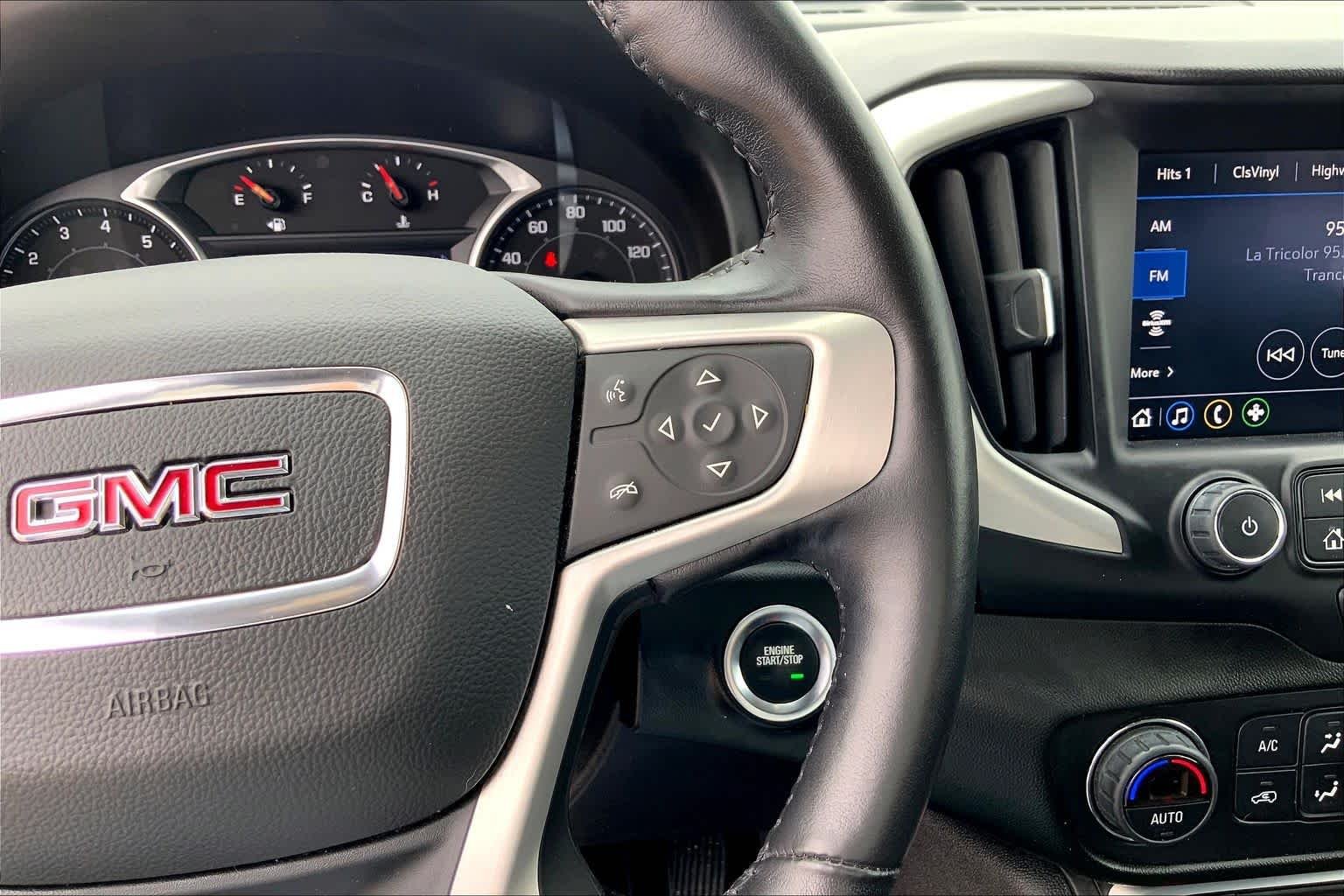 Used 2022 Summit White GMC SLT image 25