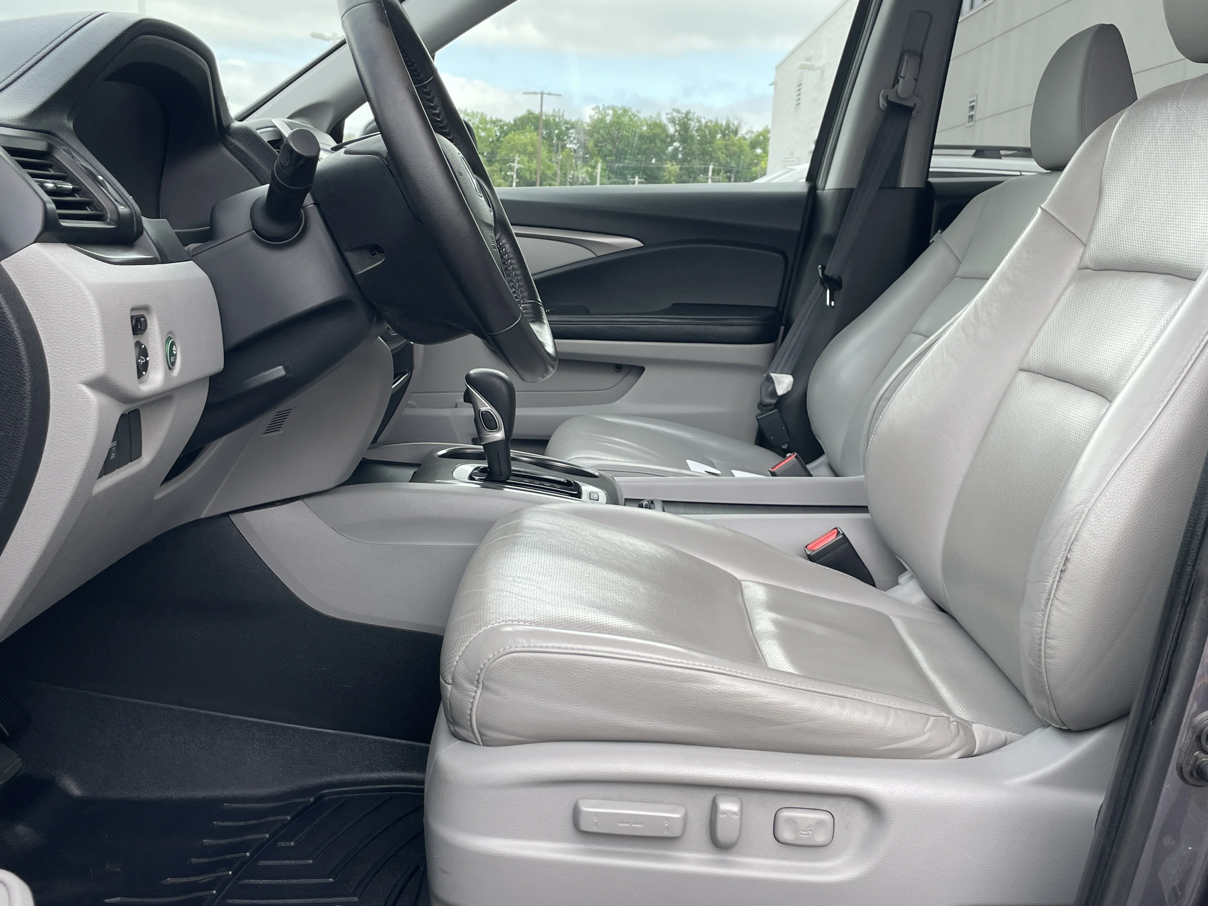 2018 Honda Ridgeline RTL - Photo 14