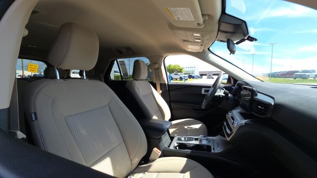 Used 2020 Silver Ford Base image 16