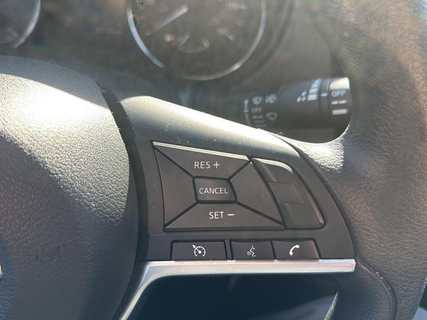Used 2019 Glacier White Nissan S image 14