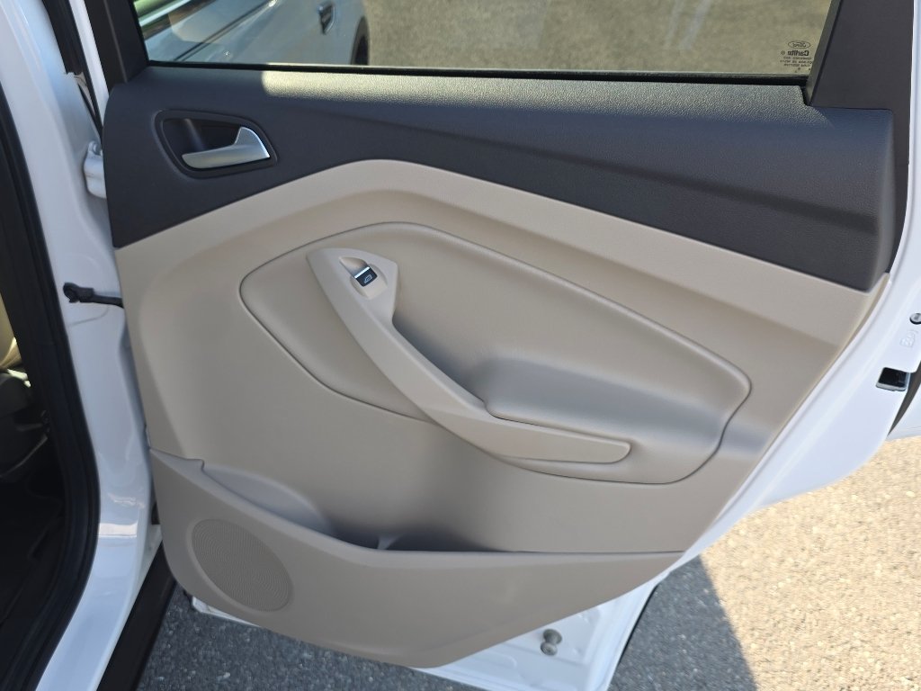 Used 2019 Oxford White Ford SEL image 23