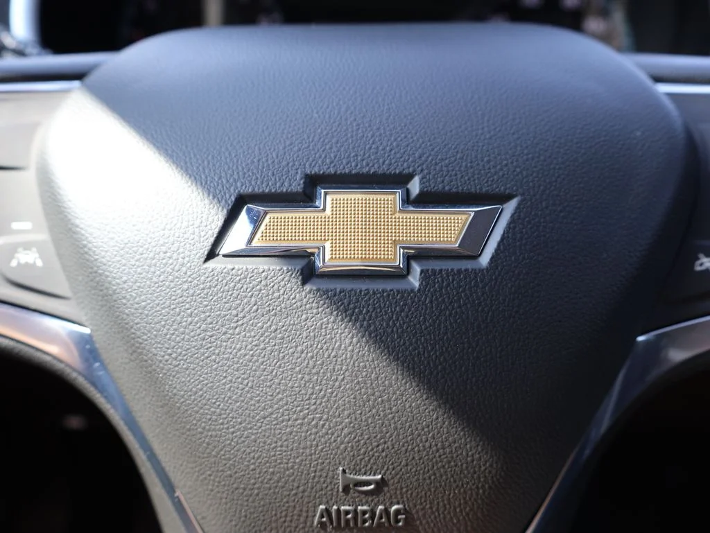 Used 2024 White Chevrolet LT image 26