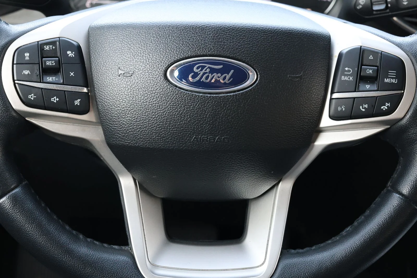 Used 2023 Blue Ford Limited image 17