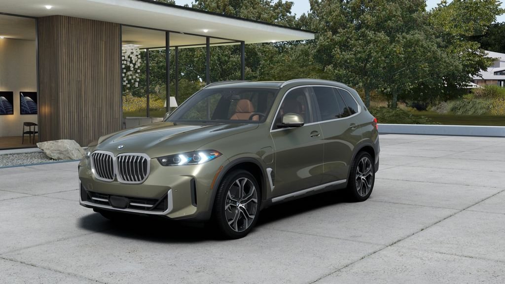 New 2026 Manhattan Green Metallic BMW xDrive50e image 24