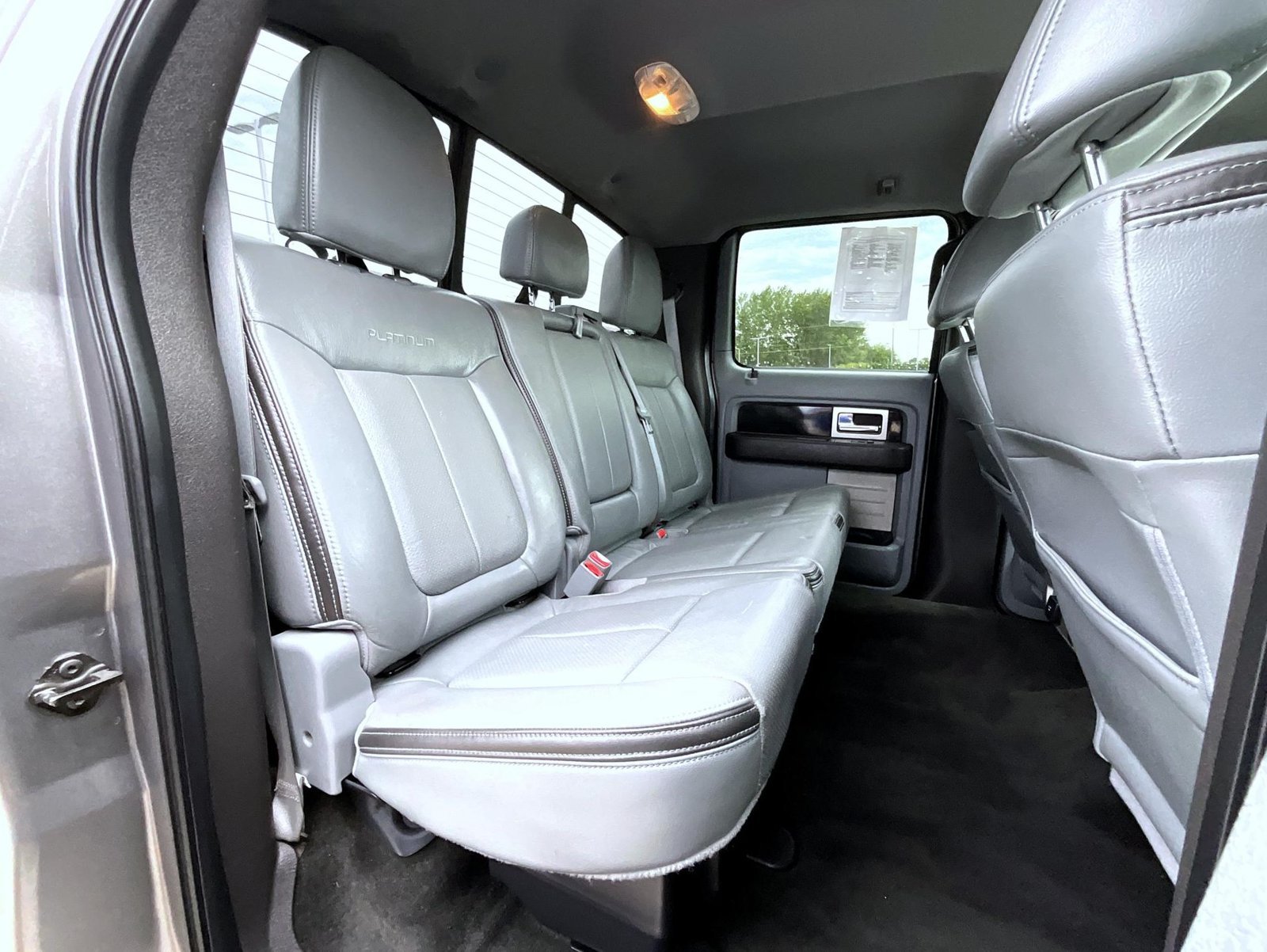 Used 2011 Gray Ford Platinum image 19